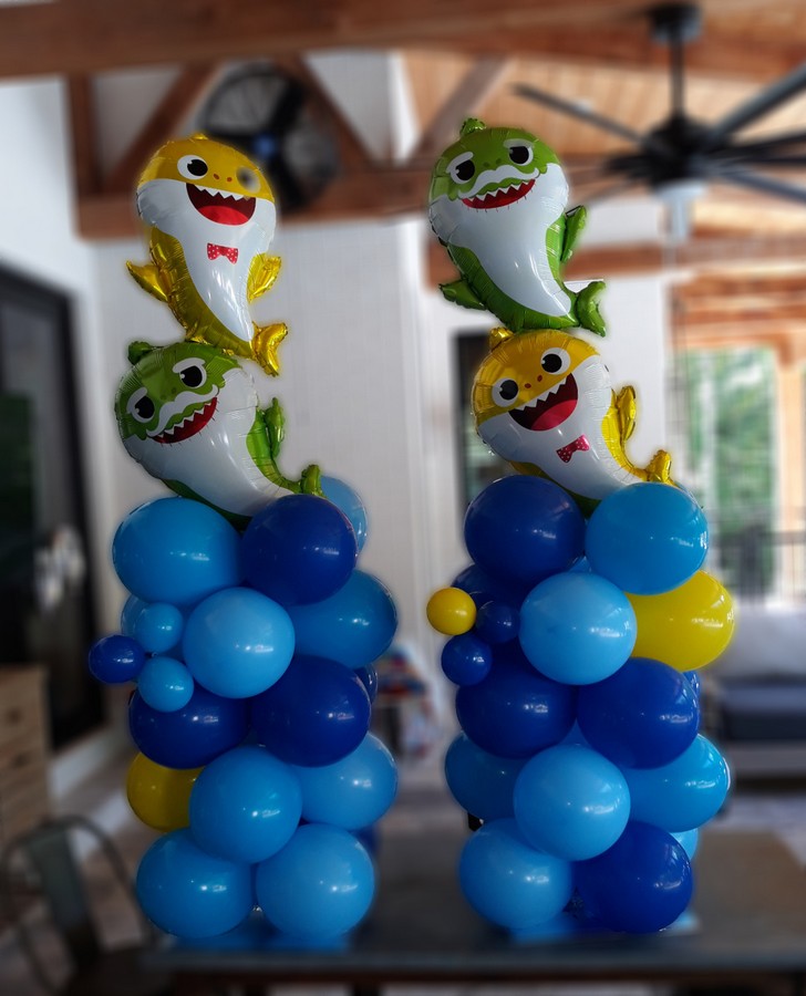 Balloon Columns by Up 'N Away Balloons - UPNAWAYBALLOONS